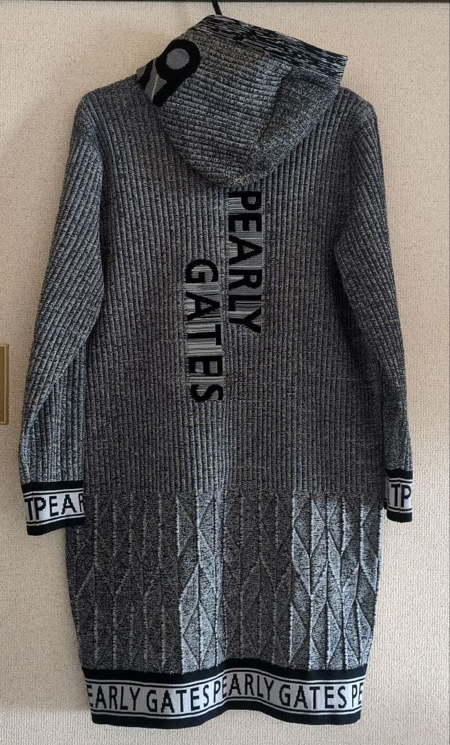 PEARLY GATES グレー ニットワンピース フード付き