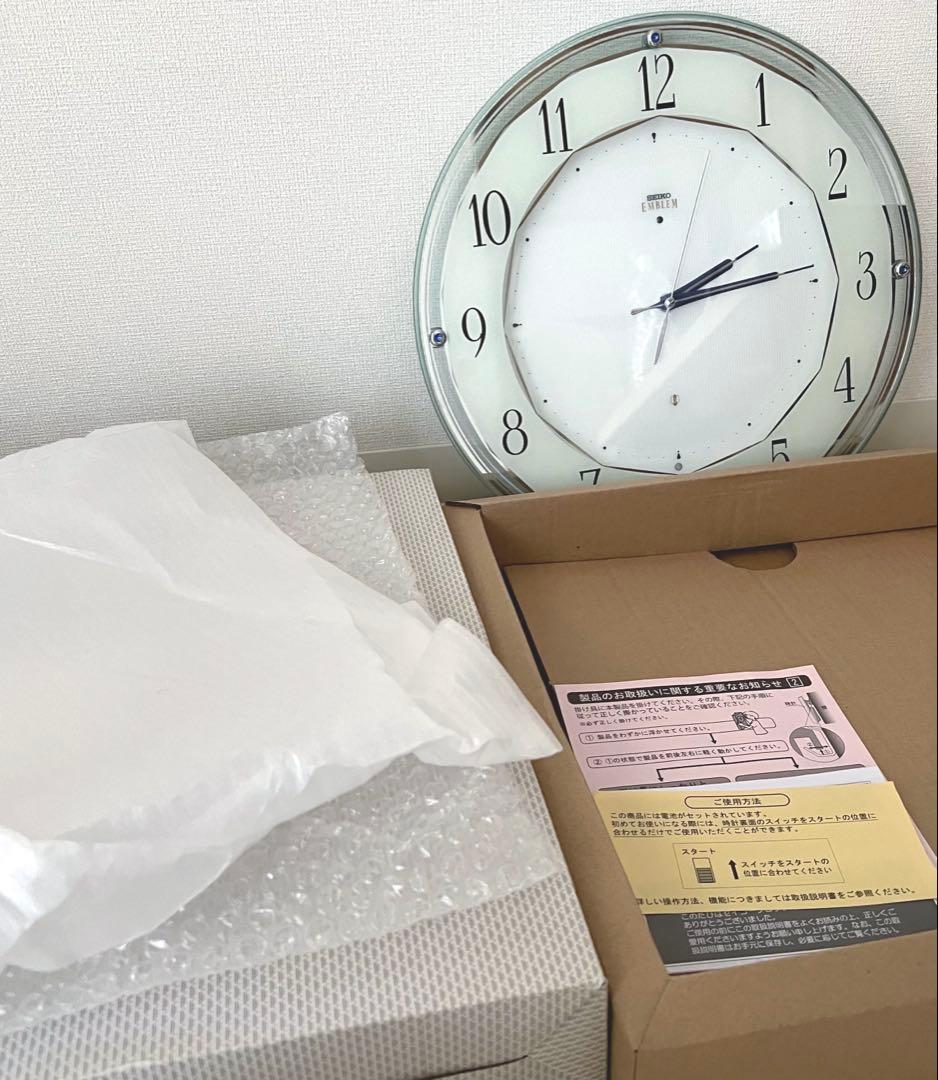 【新品】SEIKO EMBLEM掛時計　電波クロック