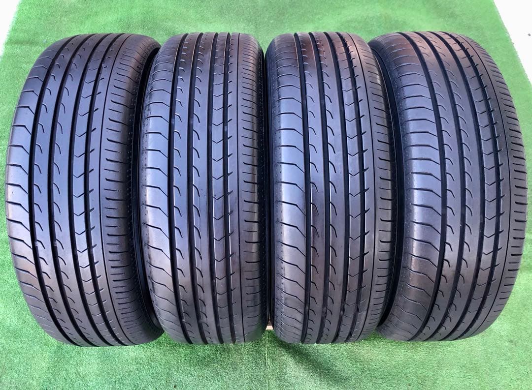 195/60 R16 YOKOHAMA BluEarth-RV03ラジアルタイヤ