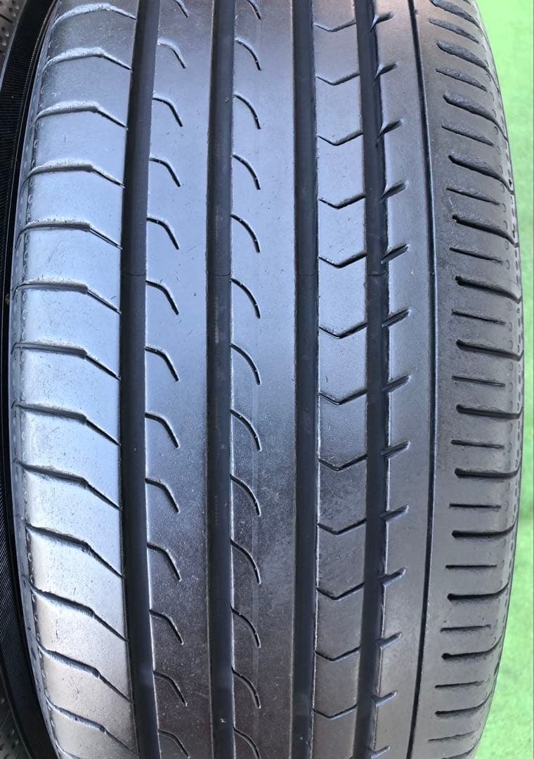 195/60 R16 YOKOHAMA BluEarth-RV03ラジアルタイヤ