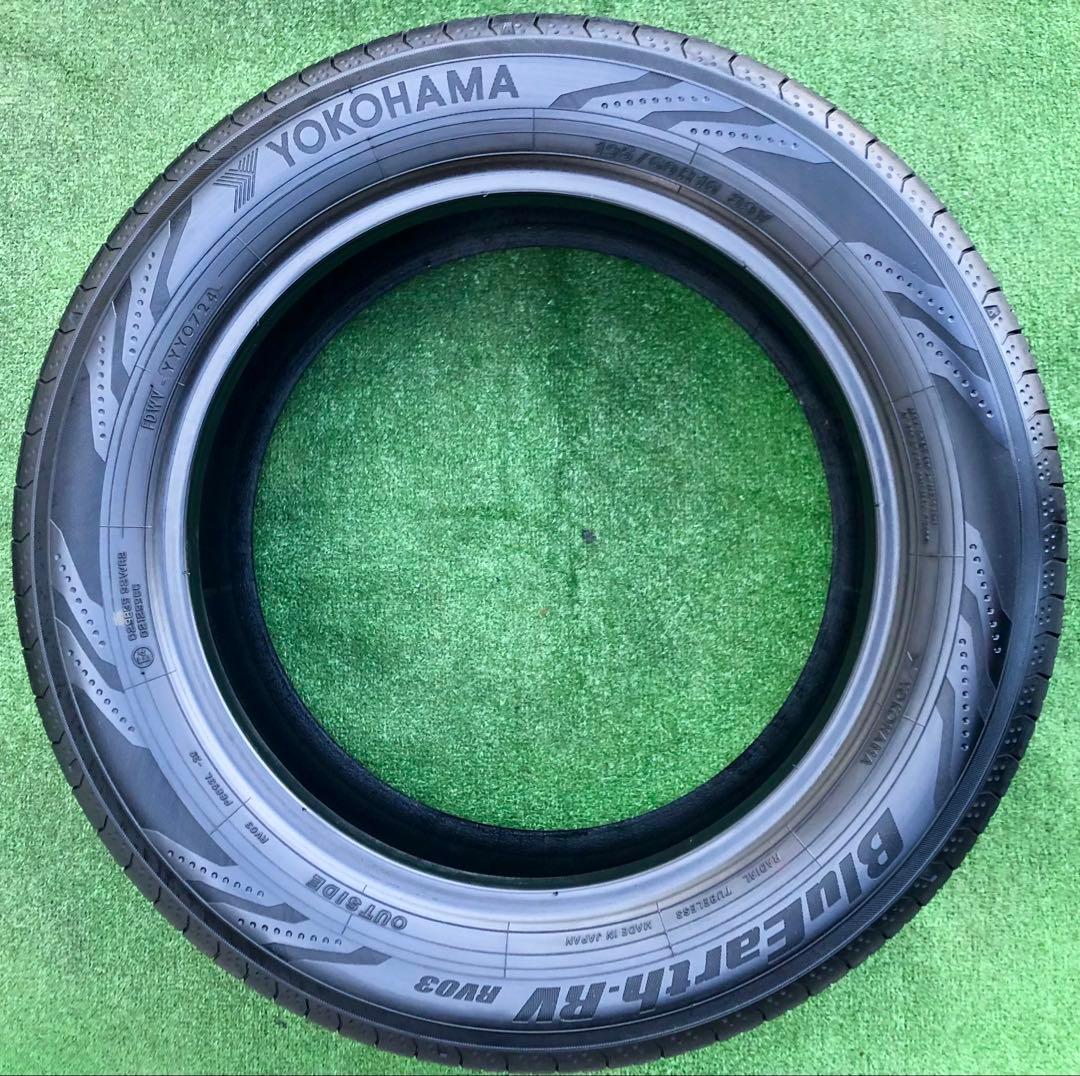 195/60 R16 YOKOHAMA BluEarth-RV03ラジアルタイヤ