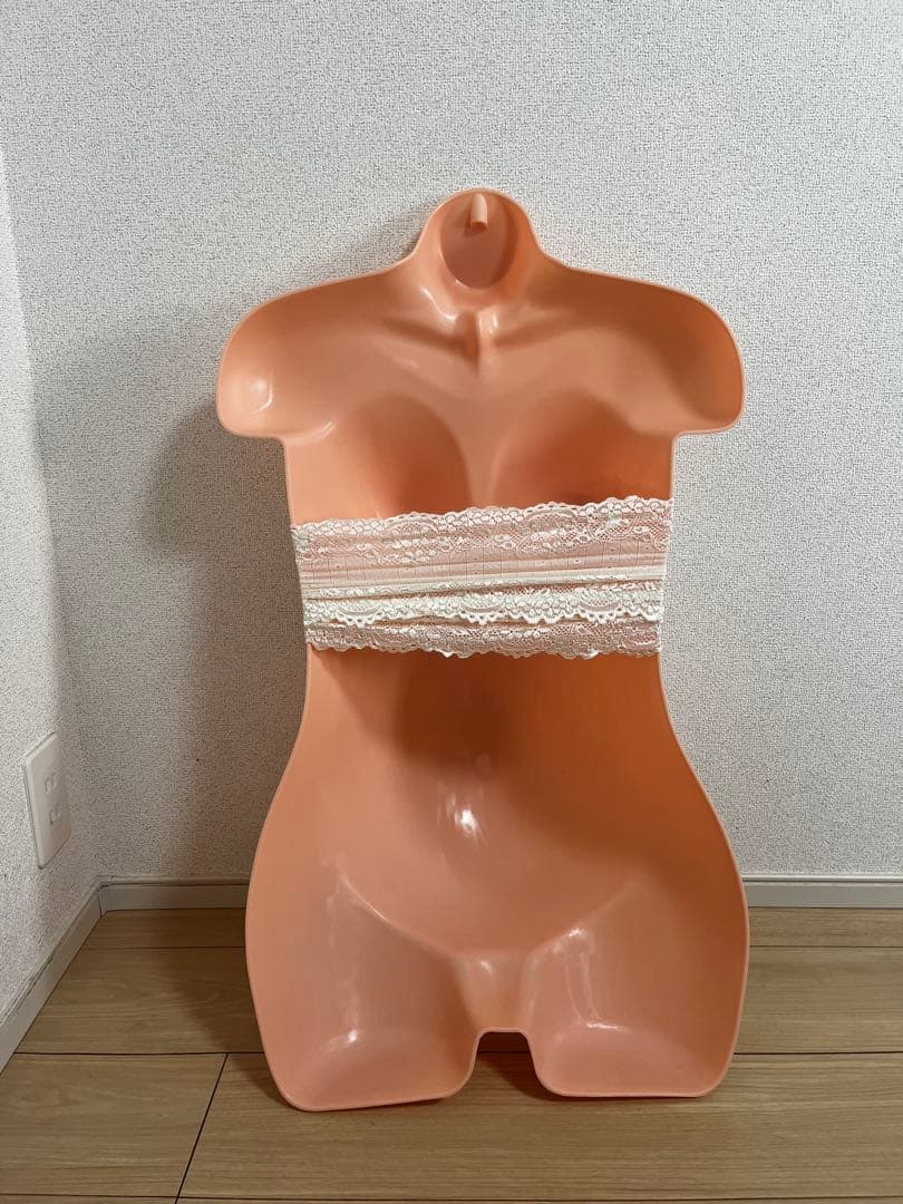 【値下げ】マタニティペイント　練習用マネキン肌色