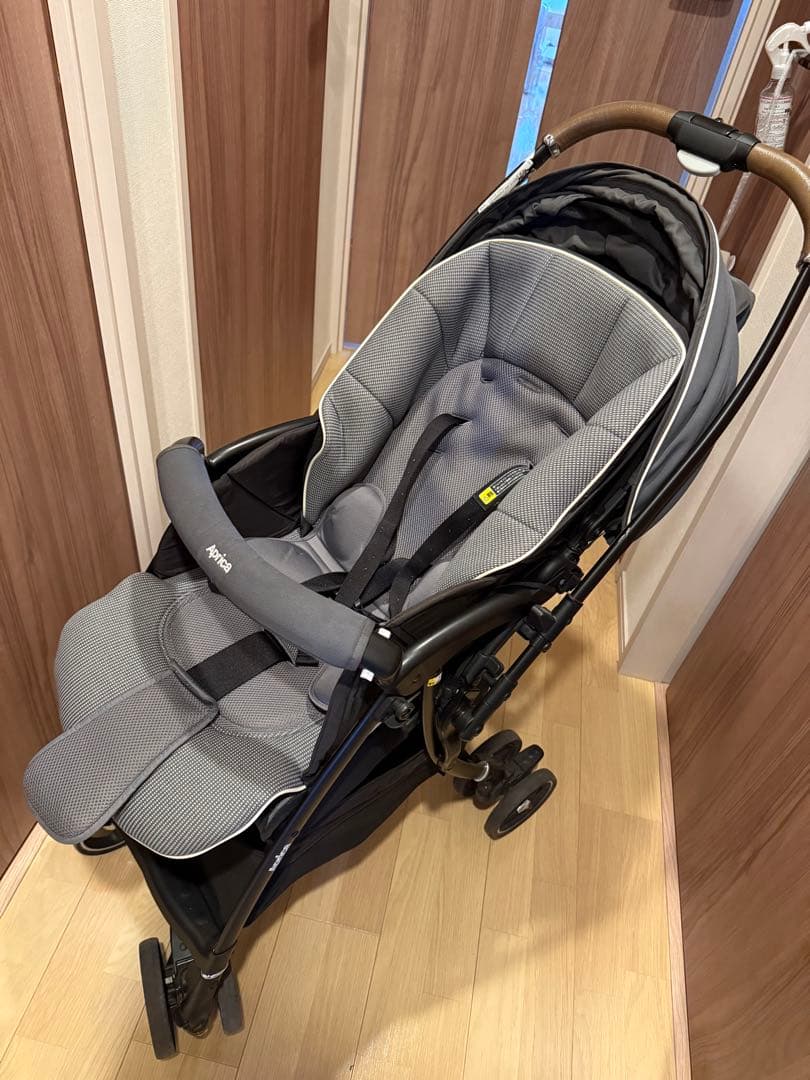 アップリカ　ラクーナクッションAD