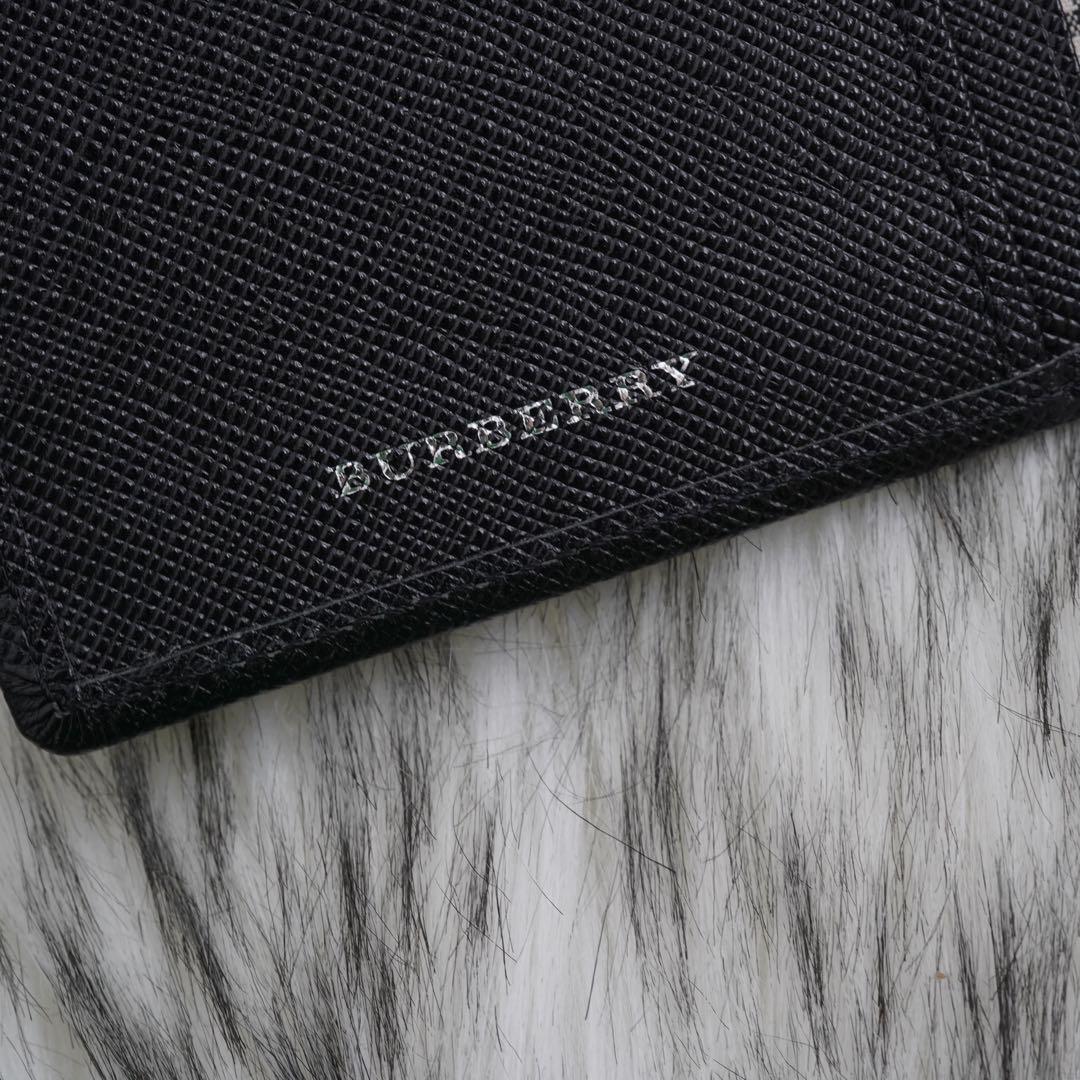新品未使用品　BURBERRY LONDON 二つ折り財布　ノバチェック　黒