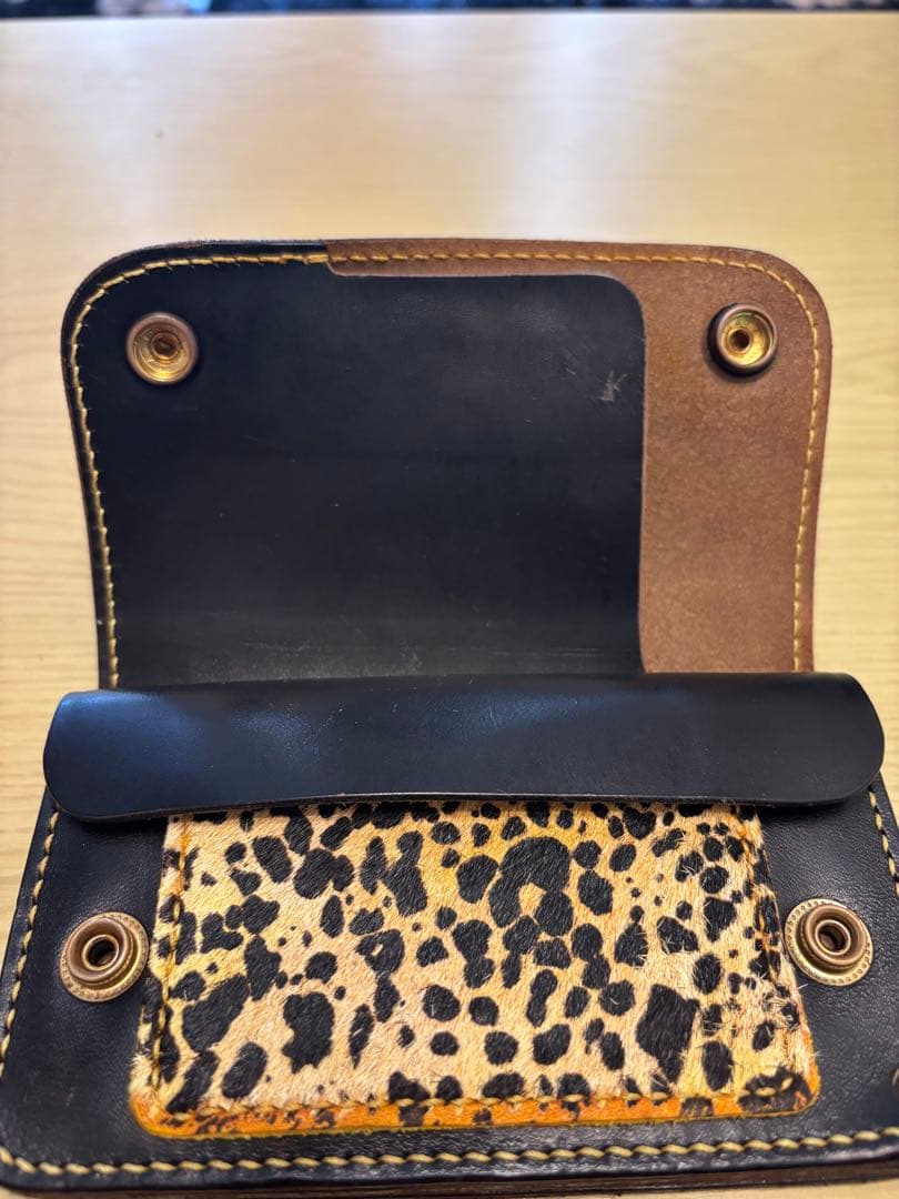 トラッカーウォレット黒