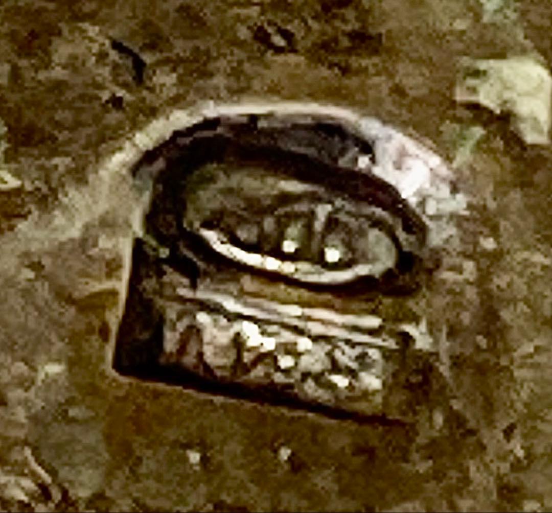 アンティーク年代不明　800刻印 金属製バイオリンとスタンドセット