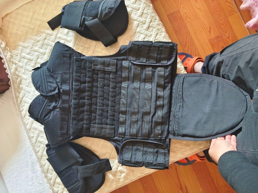 [販売最終日]フランス 特殊部隊 RAID Eximius 防弾ベスト レプリカ