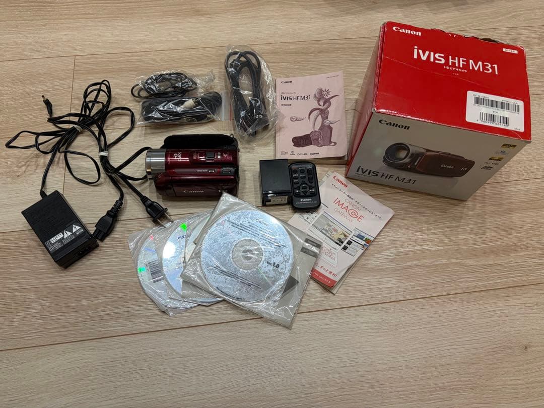 動作確認済み　Canon IVIS HF M31 ビデオカメラ本体　付属品付き