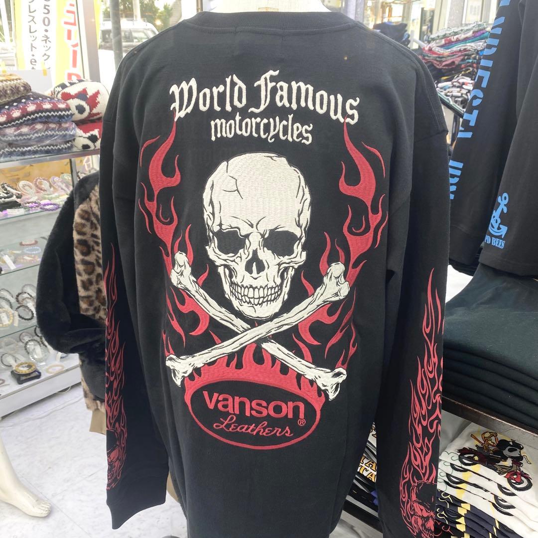 （43）vanson スカルプリント ロングTシャツ　ブラック
