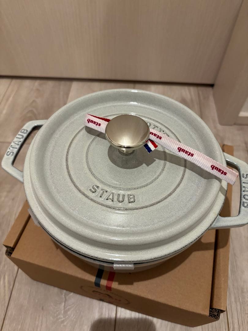 STAUB ラウンドココット カンパーニュ