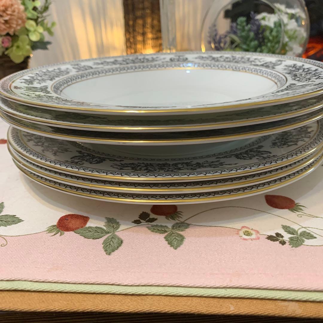 希少　ウェッジウッド　ブラック　コロンビア　22.5cmディナープレート パスタ