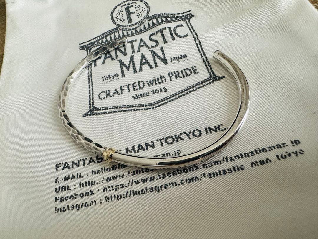 しろ　FANTASTIC MAN バングル1015