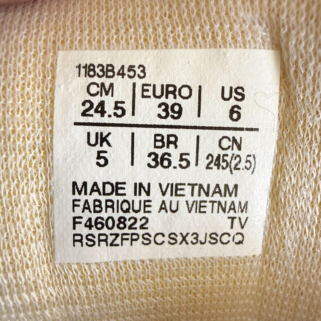 美品　オニツカタイガー　デンティグレ LL ホワイト　ユニセックスモデル