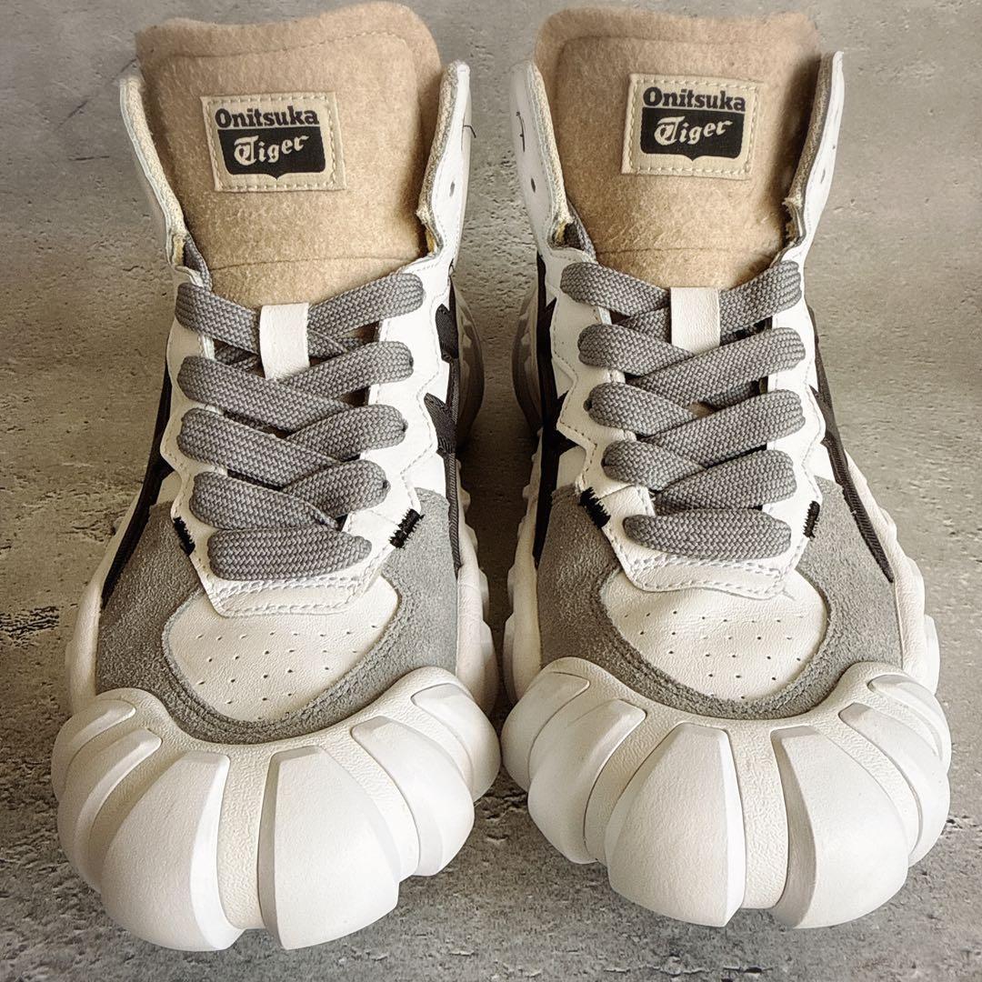 美品　オニツカタイガー　デンティグレ LL ホワイト　ユニセックスモデル