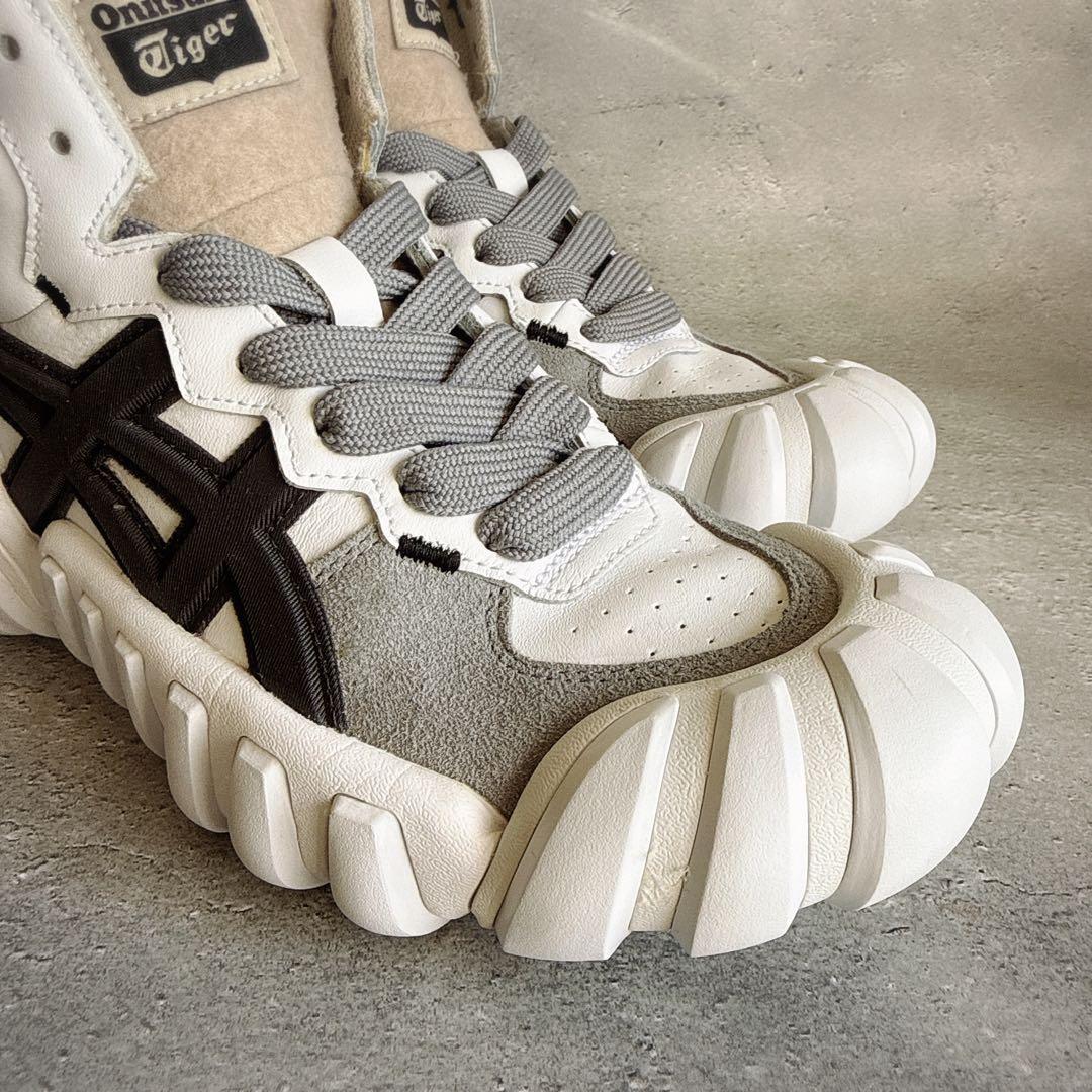 美品　オニツカタイガー　デンティグレ LL ホワイト　ユニセックスモデル