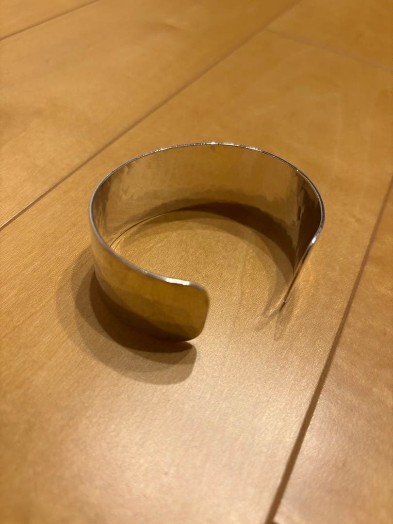 ヤエカ　バングル