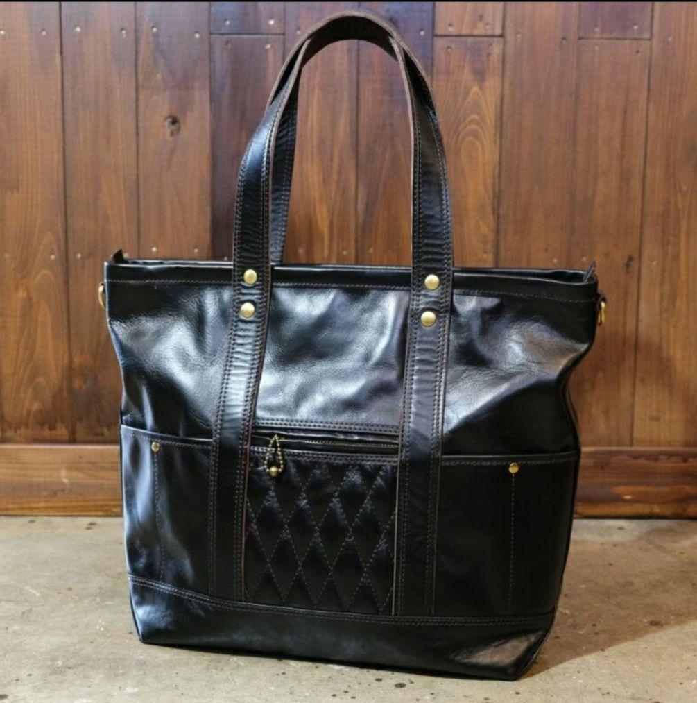 ウエストライドパデッドトートバッグキルテイングパッド ホースハイド ショルダー付