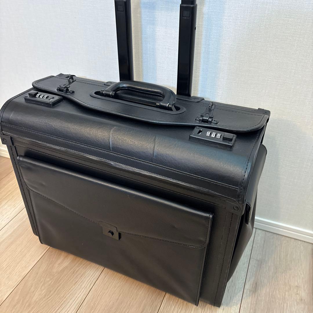 航空大学校 フライトバッグ キャリータイプ 指定鞄 中古