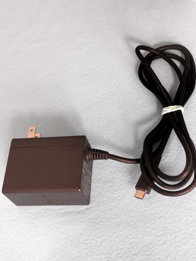 【美品・付属品完備】Nintendo Switch 有機ELモデル本体　ケース付