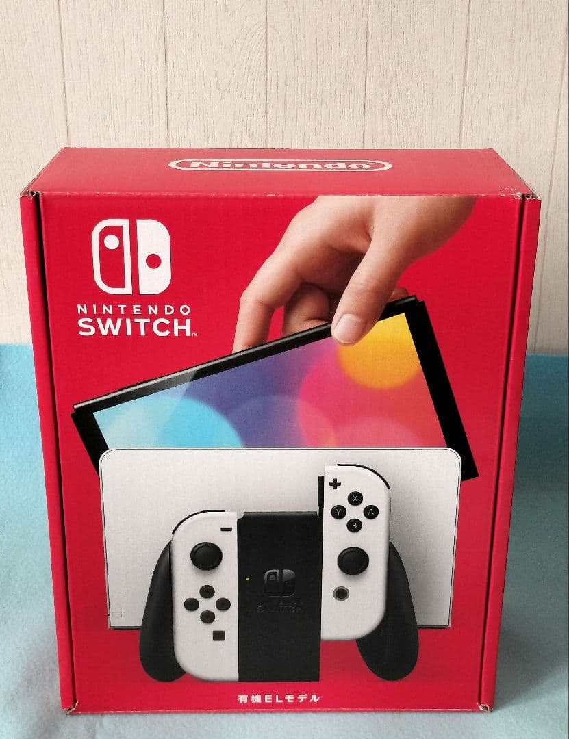 【美品・付属品完備】Nintendo Switch 有機ELモデル本体　ケース付