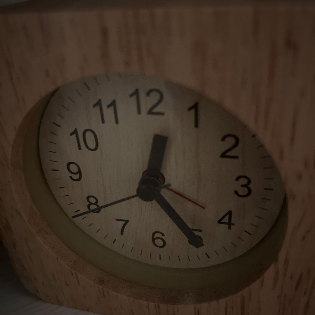 木製アナログ置時計