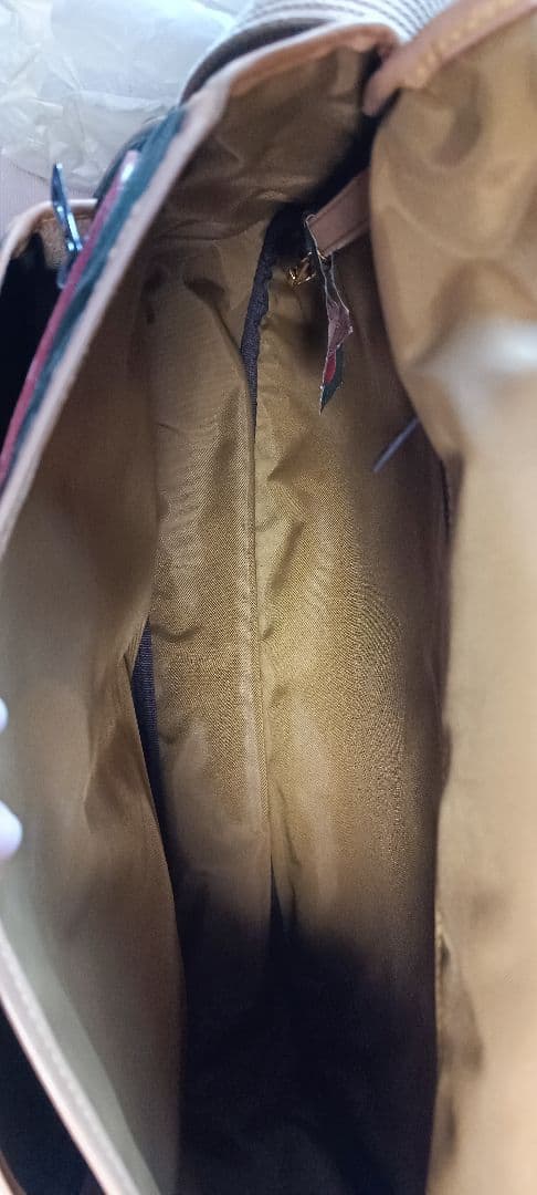 HUNTING WORLD オリーブグリーン ショルダーバッグ