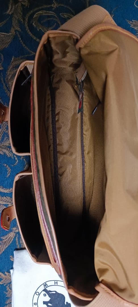 HUNTING WORLD オリーブグリーン ショルダーバッグ