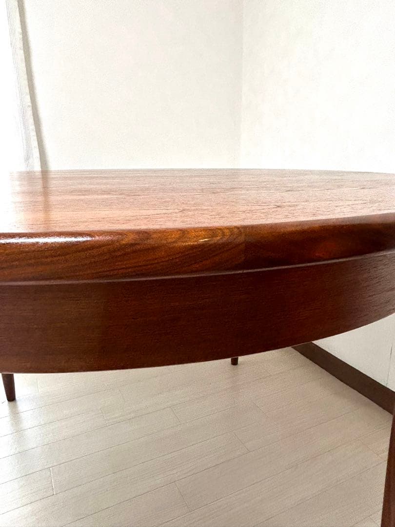 G-Plan Fresco フレスコシリーズ　ラウンドエクステンションテーブル