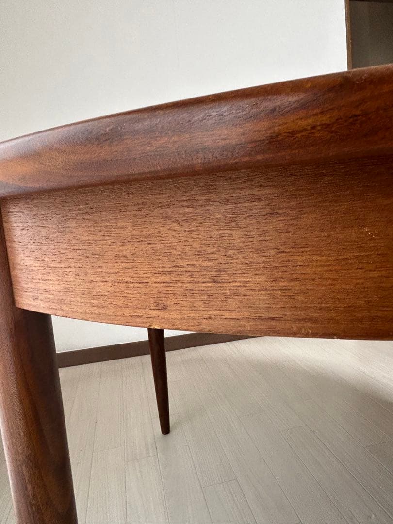 G-Plan Fresco フレスコシリーズ　ラウンドエクステンションテーブル