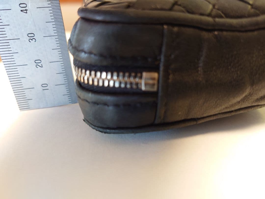 BOTTEGA VENETA ボッテガ　タバコ　小物　ポーチ　チェーン　黒