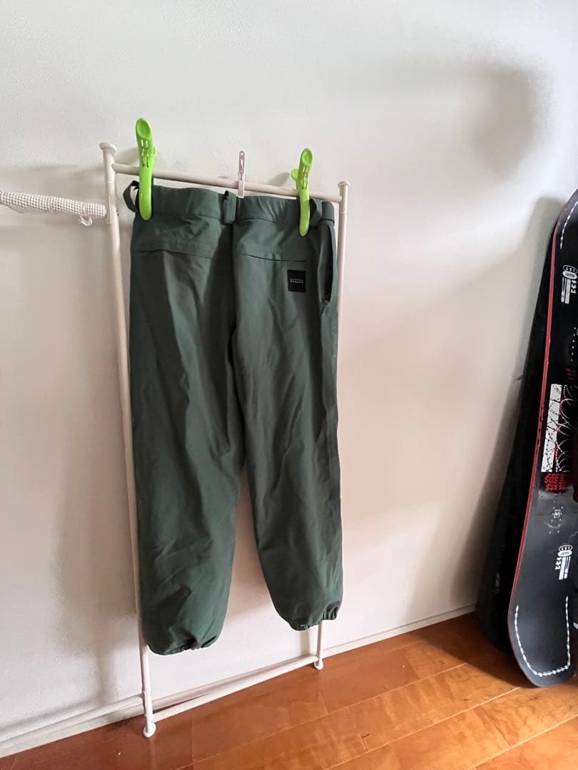 NOMADIK21-22モデル スノーボードウェア上下