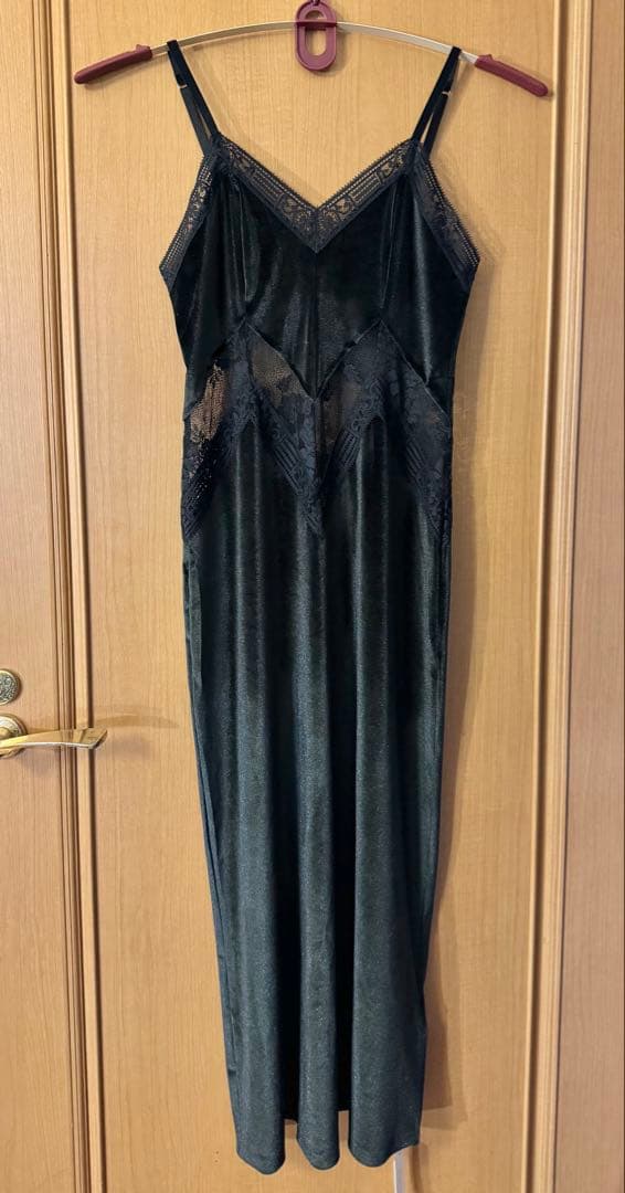 【サイズ変更】ベルベットレース ロングスリップS La Femme Fatale