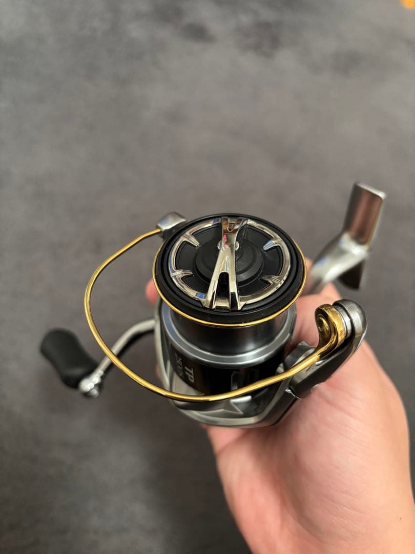 【美品】シマノ　15 ツインパワー　2500HGS