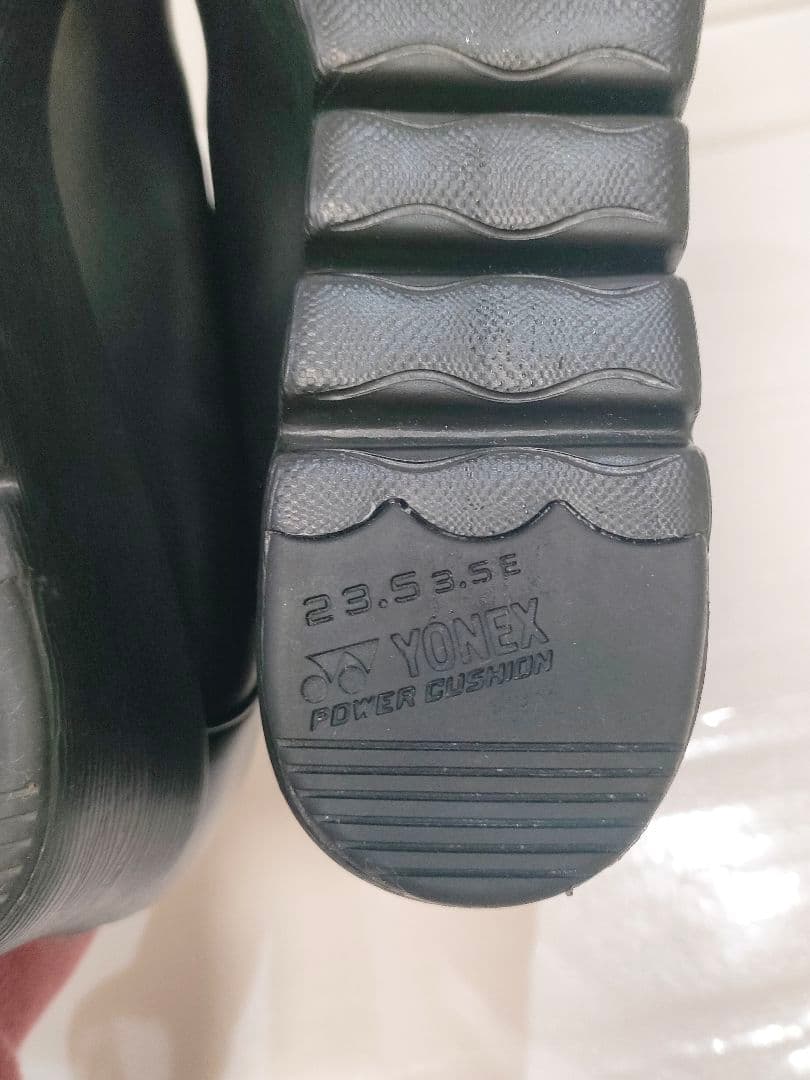 未使用級 YONEX パワークッション パンプス ウォーキングシューズ 23.5
