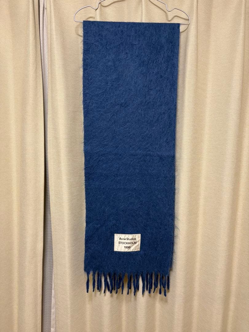 Acne Studios ブルー アルパカ フリンジ マフラー