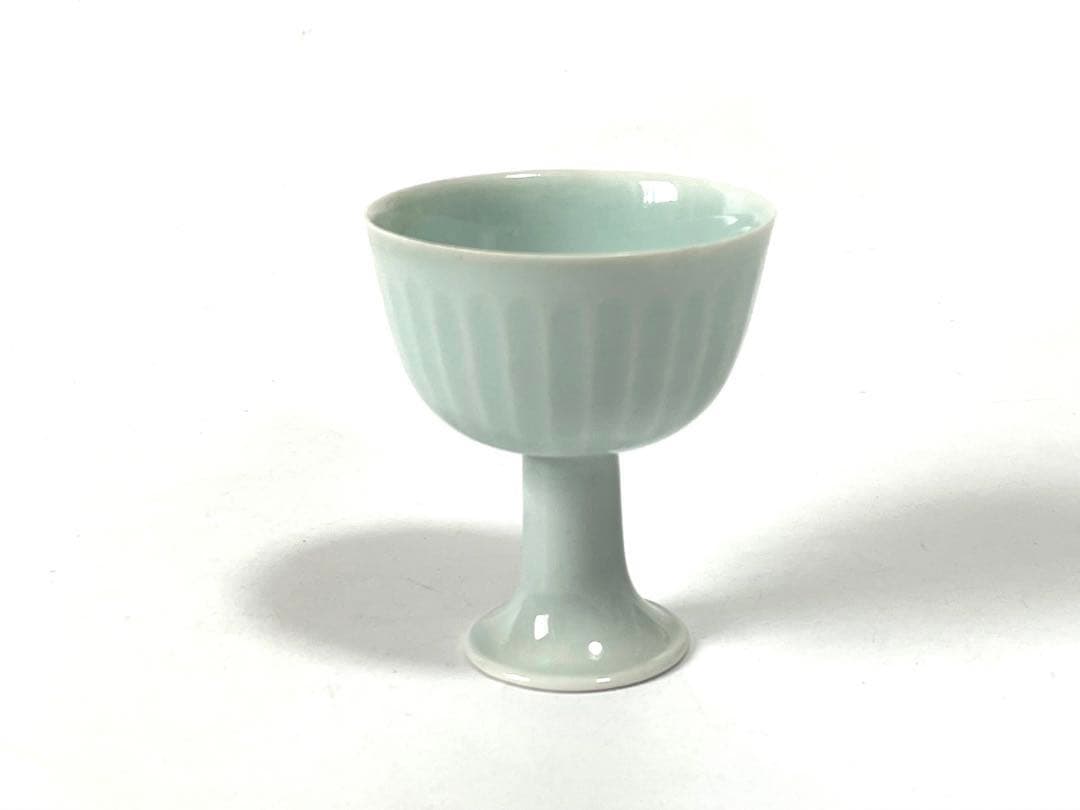 陶芸家　作家物　八木明　馬上杯　盃　杯　青白磁　鎬　箱なし