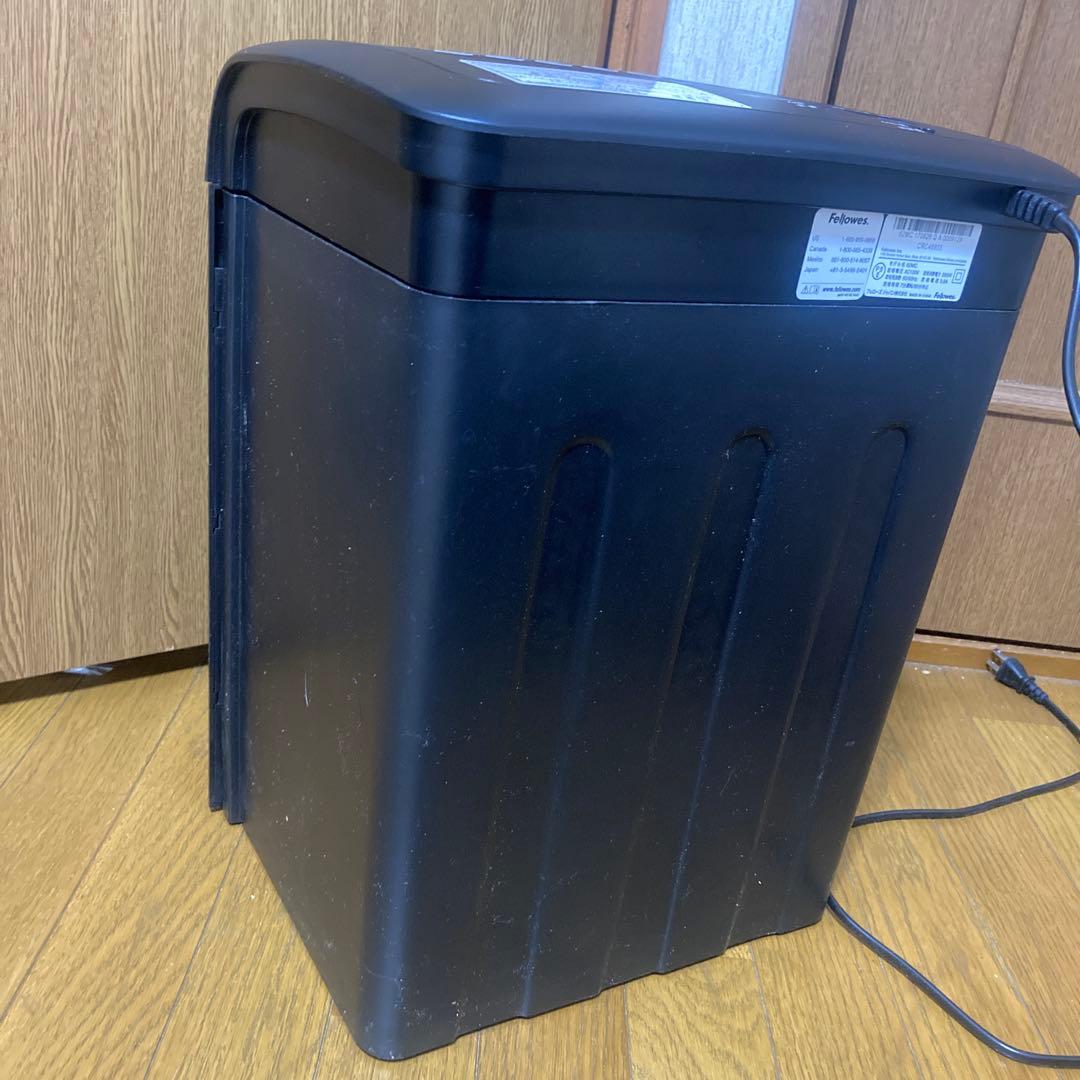 Fellowes 62MC 家庭用シュレッダー 黒