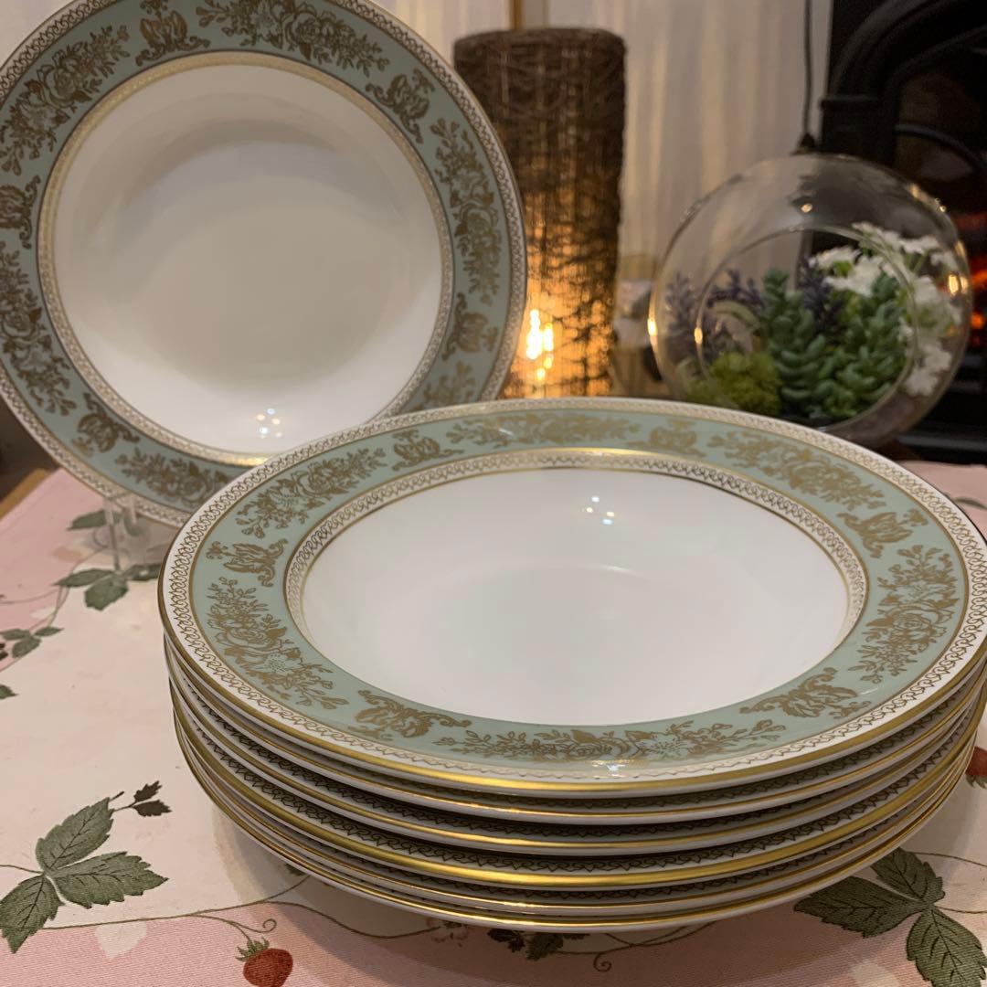 ウェッジウッド コロンビア　セージグリーン 20cmサラダボウル