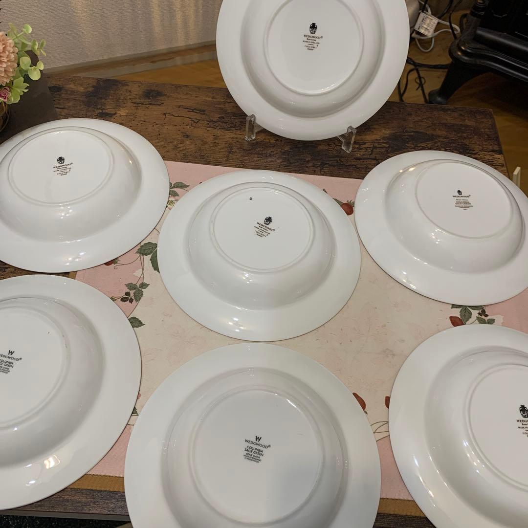 ウェッジウッド コロンビア　セージグリーン 20cmサラダボウル