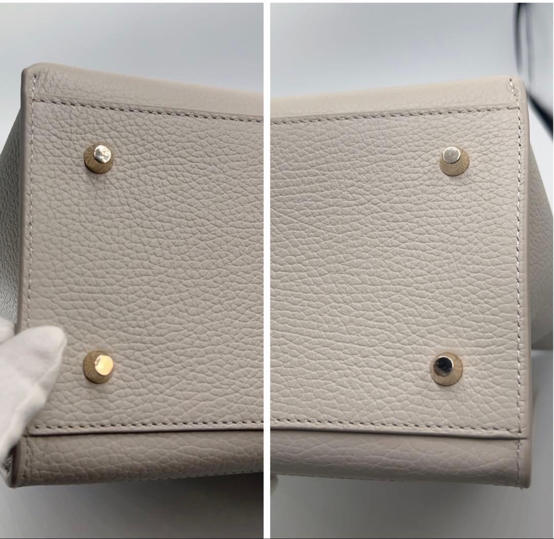 極美品✨FURLA フルラ　ソフィア トートバッグMサイズ レザー　アイボリー