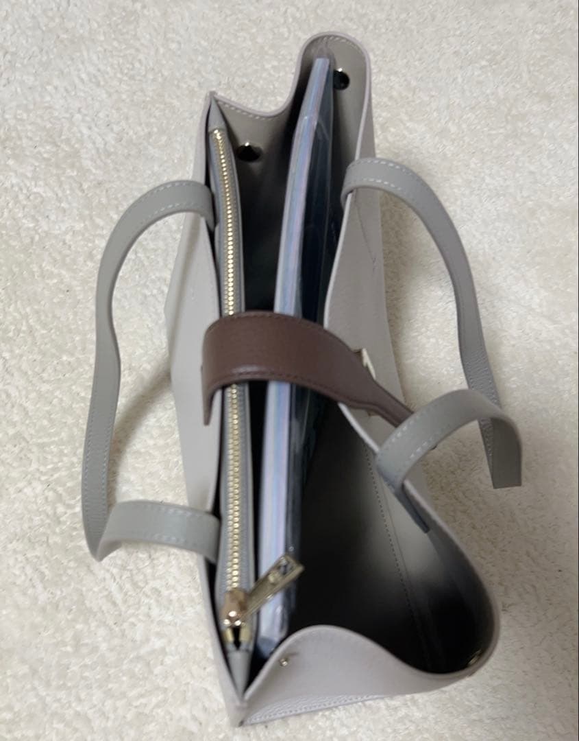 極美品✨FURLA フルラ　ソフィア トートバッグMサイズ レザー　アイボリー