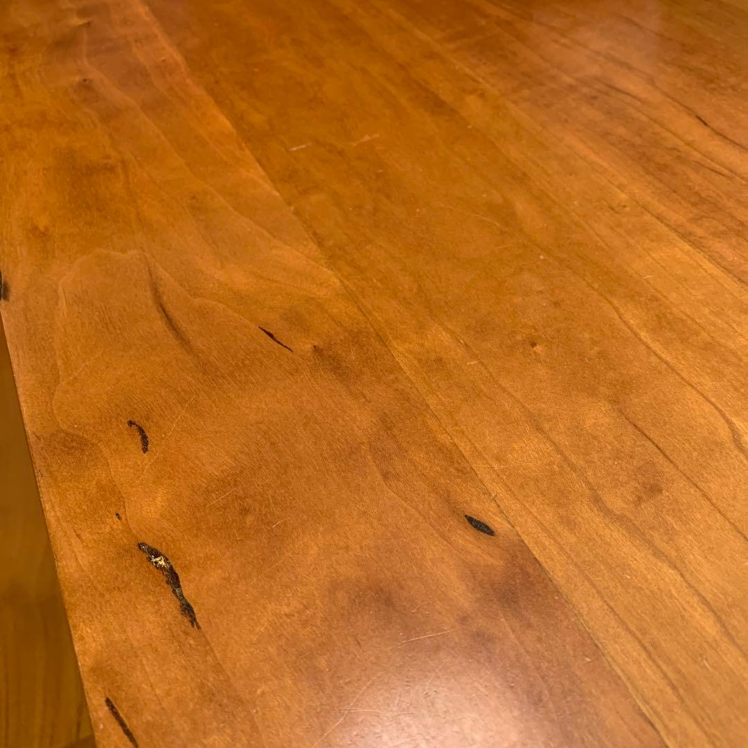 コーヒーテーブル　ローテーブル　チェリー材　収納棚付き