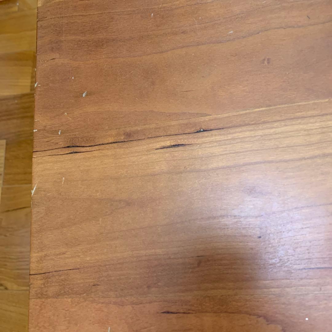 コーヒーテーブル　ローテーブル　チェリー材　収納棚付き