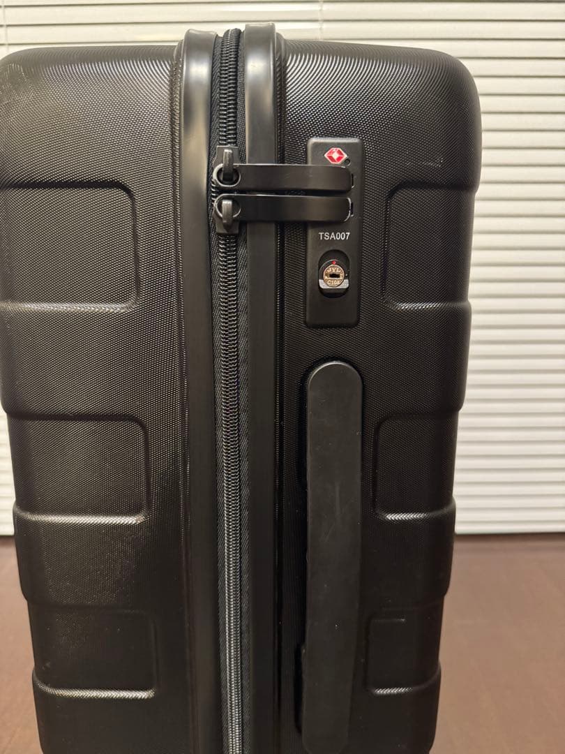 無印良品 ストッパー付きハードキャリー ブラック 機内持ち込み