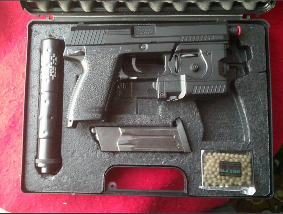 【新品同様】東京マルイSOCOM ソーコム　HK45 Mk23 ガスガン