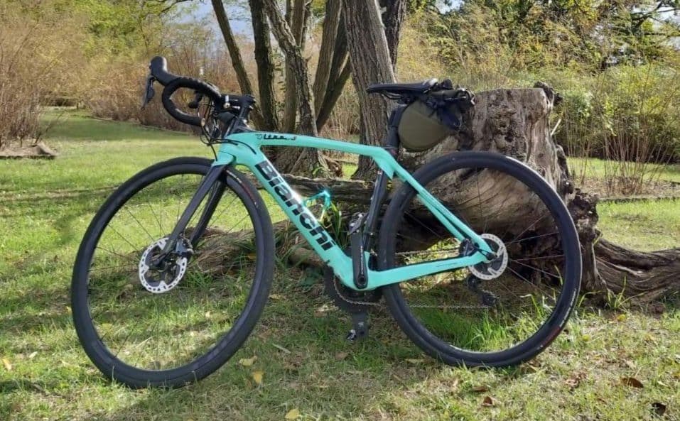 Bianchi Oltre XR3 CV ULTEGRA ＋ FFWD ホイール