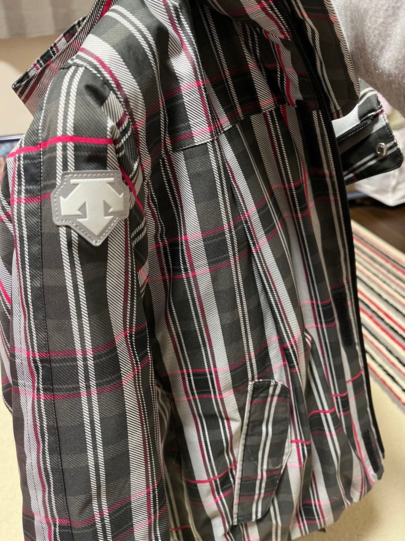 DESCENTEスキーウェア　スノボーウエア