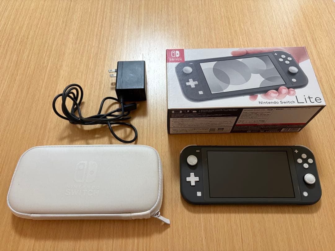 Nintendo Switch Lite グレー 本体 箱・充電器・ケース付