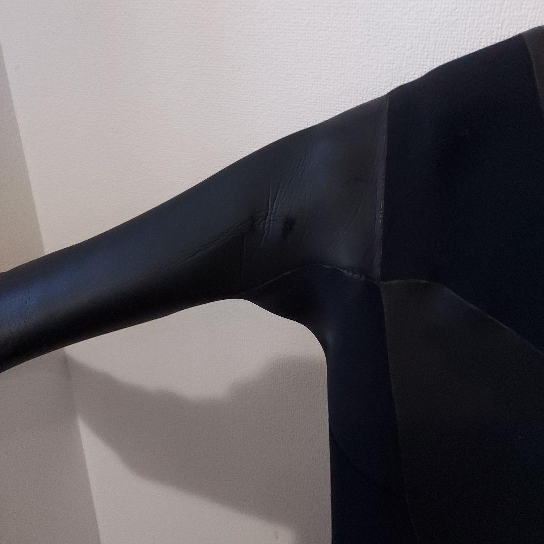 セミドライ Mサイズ ウェットスーツ