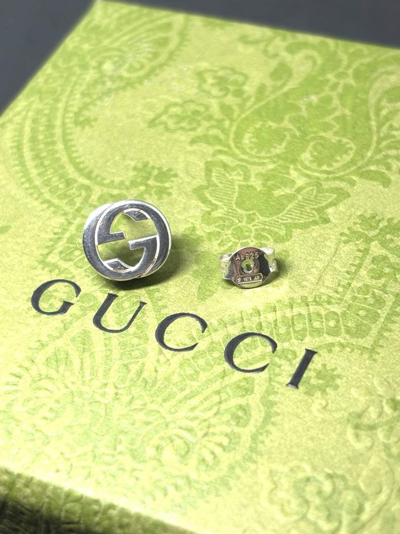 【美品】　GUCCI インターロッキングg ピアス　片耳